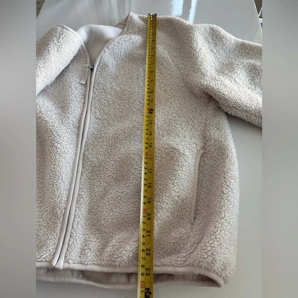 Uniqlo Fleece/Teddy Jacket cream - Picture 6 of 11